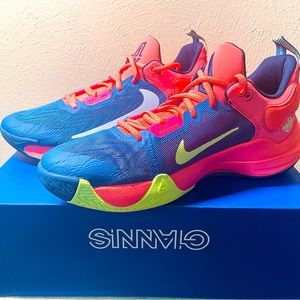 Nike Giannis Immortality Force Field